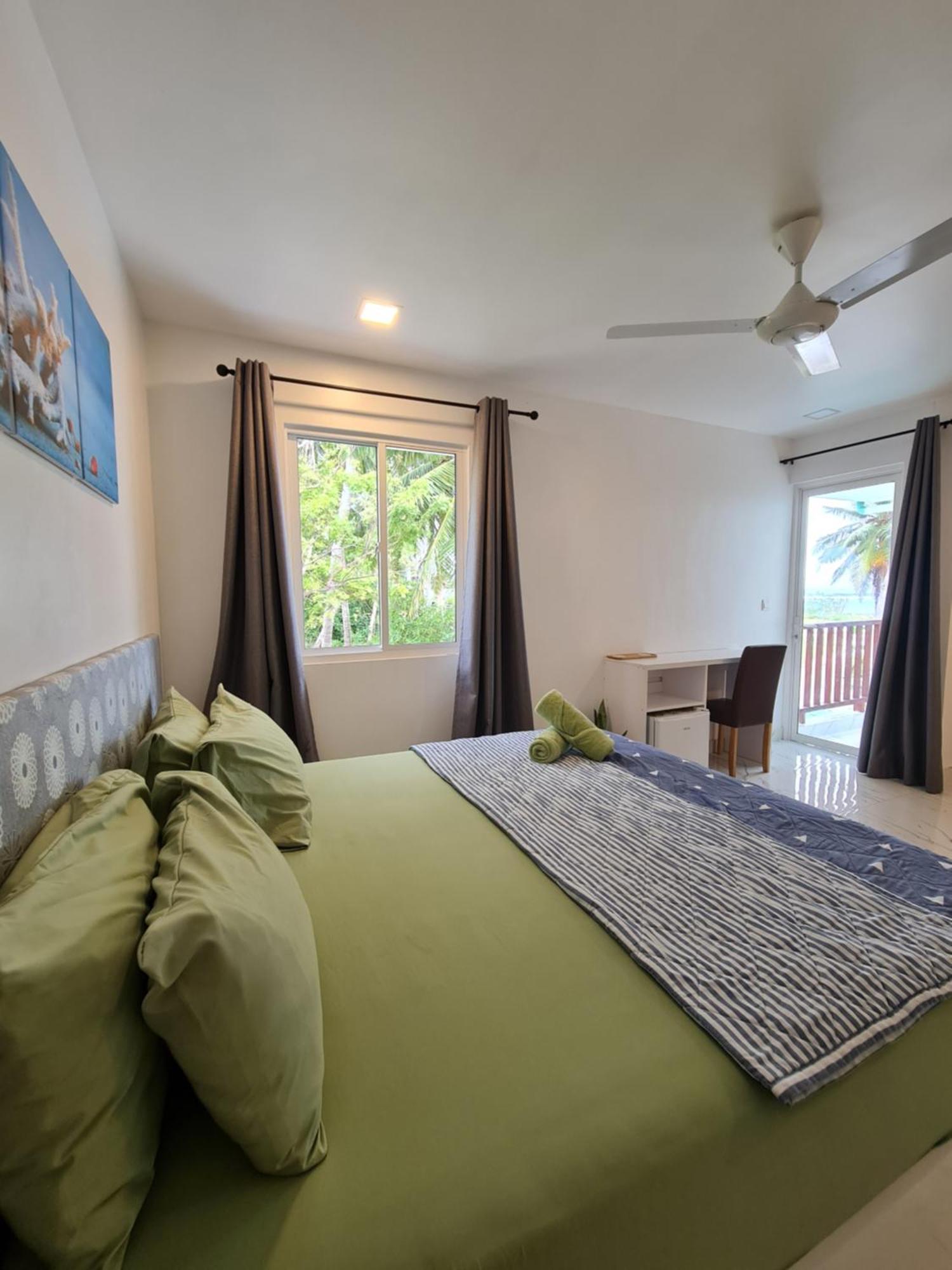 Empyrean Stay, Maldives Thulusdhoo Esterno foto