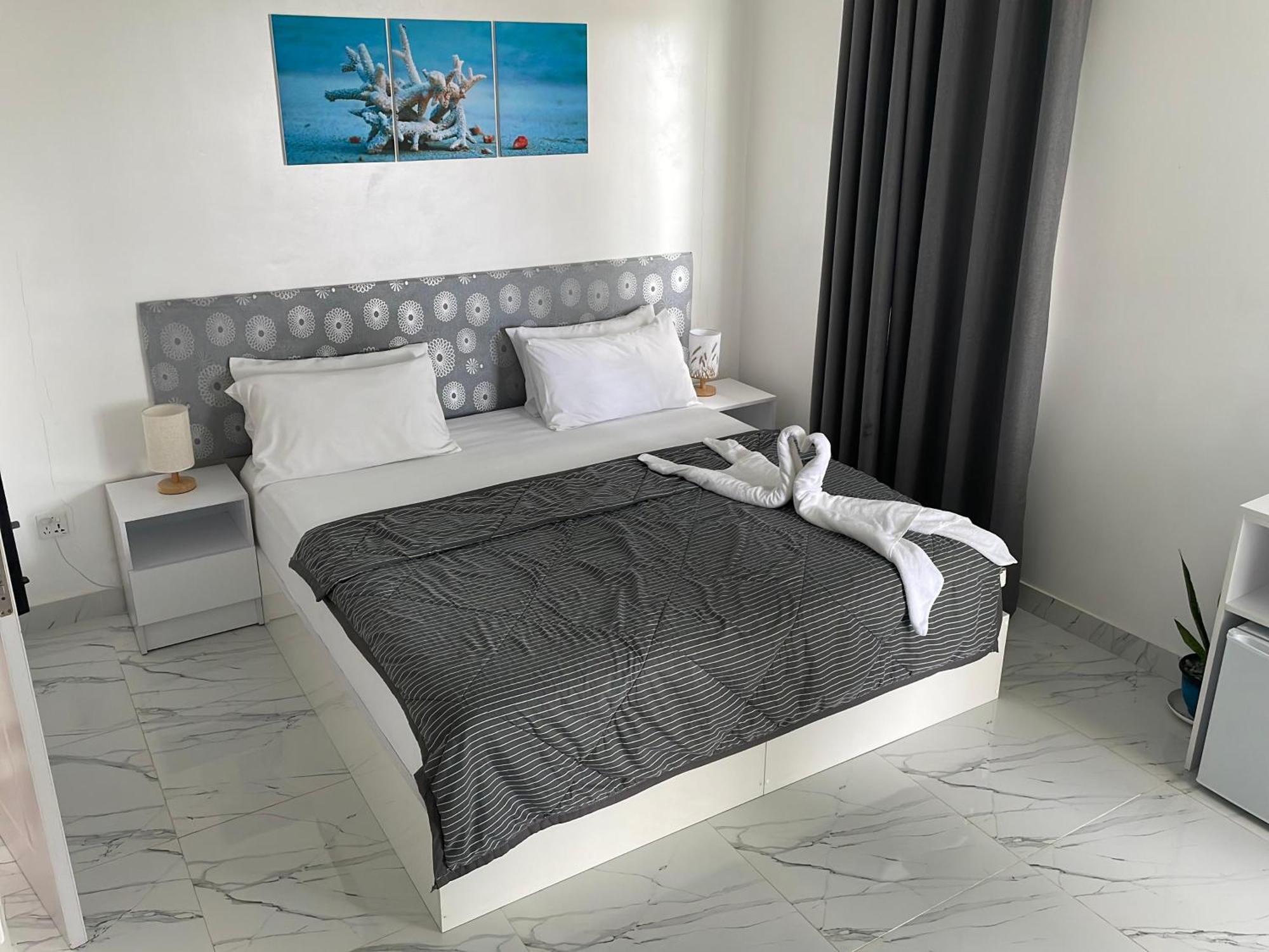Empyrean Stay, Maldives Thulusdhoo Esterno foto